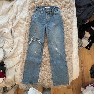 Abercrombie curve love ultra high rise 90s straight leg jean